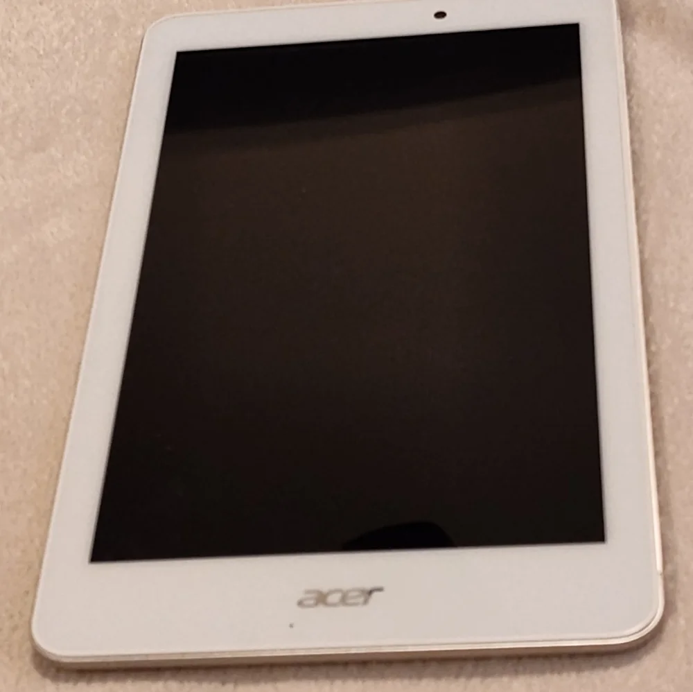 Like-New ACER Tablet 10/2014